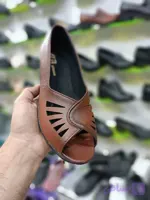 صندل زنانه جلوباز لژدار چرم صنعتی
