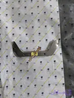 پایه دیاق براکت نگهدارنده فلزی زیر کنسول وسط جلوی پژو پارس پژو405 پایه مهار اتصال زیر کنسول وسط پژو پارس پژو 405 جدید