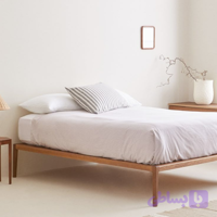 تخت خواب چوبی آرام