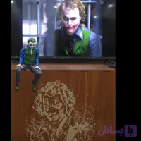 ماسک جوکر به همراه جعبه چوبی و اکشن فیگور