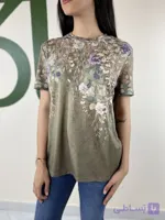 تیشرت زنانه گل‌دار فانتزی زیتونی | مناسب استایل روزمره و خاص کد: 30052000