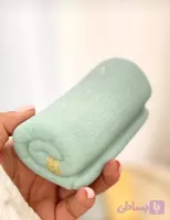 شمع حوله