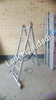 نردبان مخابراتی ۴متری ۲تکه ۱۵پله نیم گرد آلومینیومی دارای پایه حائل