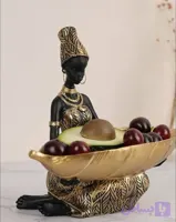بانو میزبان افریقایی
