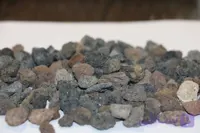 پوکه معدنی قروه درجه یک
