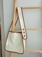 توت بگ مخمل کبریتی نواردوزی شده مدل Tity دارای دکمه و جادکمه