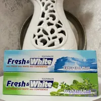 خمیردندان فرش اند وایت Fresh White