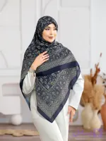روسری نخی گلدار آبرنگی سرمه ای 140 - روسری مهرو