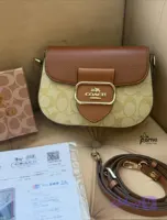 کیف کوچ نیم گرد زنانه