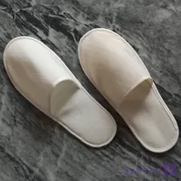 دمپایی هتلی و حوله‌ای ۷۰ گرمی