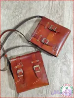 کیف دوشی اسپرت چرم گاوی عنابی مدل i-1600 ایزاکو