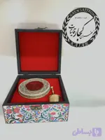 پک هدیه چوبی طرح کاشی با یک مثقال زعفران