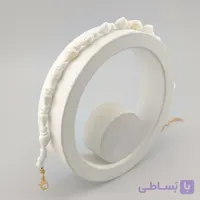 پابند ساحلی سنگ و صدف سفید