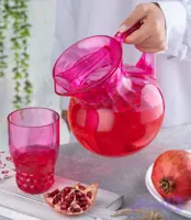 پارچ نشکن مانیا مدل عمودی درب دار گنجایش 2500 میلی لیتر
