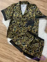 پیراهن و شلوارک مردانه