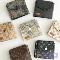 کیف پول جیبی دردار طرح برند
