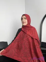 شال طرح رز قرمز