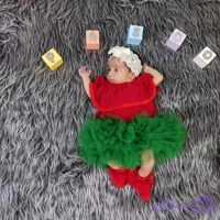 نیم تنه ودامن توتو