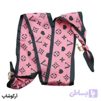 بند عینک زنانه چند رنگ، از جنس پارچه‌ای (طرح روسری) و برند LOUIS VUITTON مدل 992959