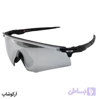 عینک ورزشی OAKLEY با دسته مشکی، لنز آینه ای، نقره ای رنگ و UV400 مدل OO9471