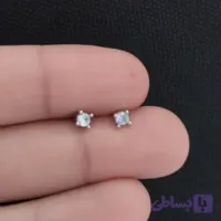 گوشواره نقره میخی تک نگین زنانه با روکش طلا سفید عیار 925