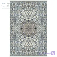 فرش دستباف نایین کرم ۶ لا لچک و ترنج گل ابریشم – ۱۶۰×۲۳۵ سانتی‌متر کد D28159