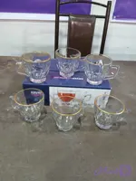فنجان تانیا لب طلا