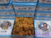 سوهان حبه‌ای کره‌ای ۳۰۰ گرمی طرح دختر ناز مارال
