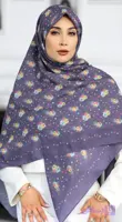 روسری زنانه طرح دار نخی و سبک - تی تی کالا شاپ