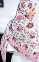 روسری زنانه طرح دار نخی و سبک - تی تی کالا شاپ