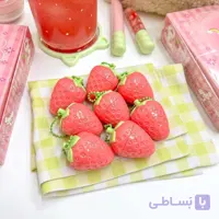 رژ لب و بالم لب توت‌فرنگی فانتزی با قیمت عمده و ارزان