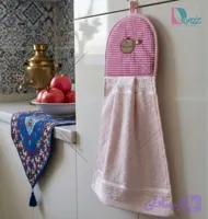 آویز حوله ای آشپزخانه طرح ماهیتابه رنگ صورتی