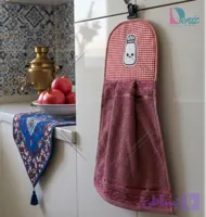 آویز حوله ای آشپزخانه طرح نمکدان رنگ عنابی