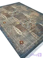فرش گبه ماشینی طرح سرو رنگ آبی 700 شانه کد 76023