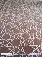 فرش تشریفات سجاده ای طرح چند ضلعی بدون حاشیه گردویی کد 1141