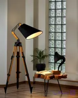 آباژور مدرن ایستاده کرین A – طراحی مهندسی و قابل تنظیمCrane A Modern Floor Lamp – Industrial Design & Adjustable