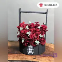 باکس گل ولنتاین رز قرمز طرح love