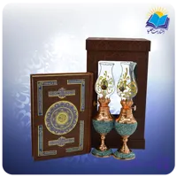 قرآن وزیری با دو چراغ نفتی 20 فیروزه جعبه چرم طلقدار (کد190395)
