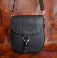کیف دوشی زنانه چرم طبیعی طرح خاتون