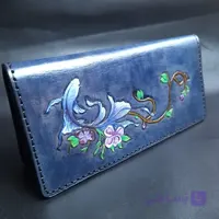 کیف پول و کارت چرم طبیعی حکاکی طرح شکوفه های بهاری