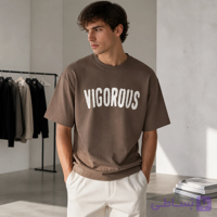 تیشرت مردانه قهوه‌ای موکا (Dark Taupe) با چاپ VIGOROUS – فرم لش و باکسی