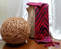 شال نخی طرح دار سرخابی ومشکی