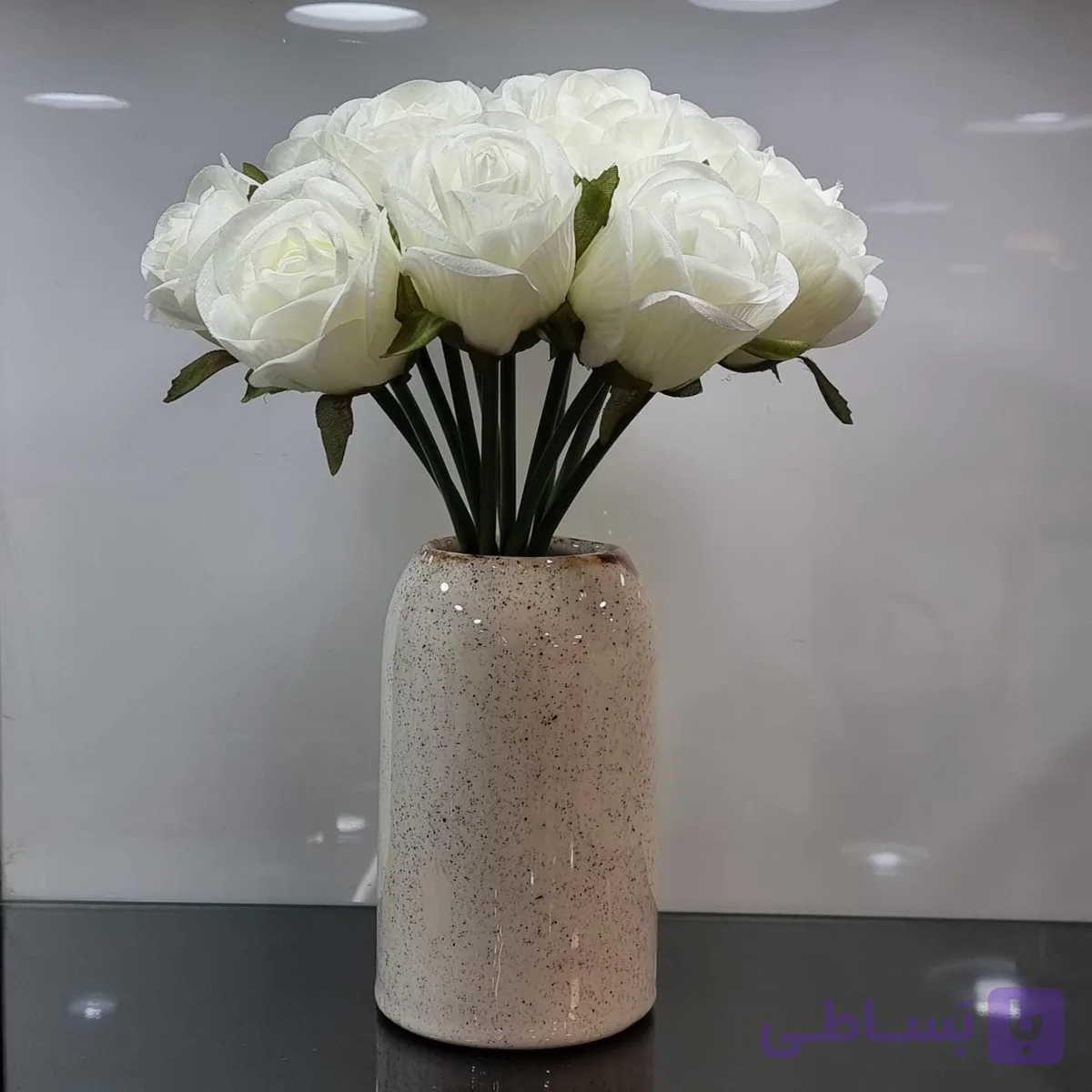 دسته گل رز کاملیا 12 شاخه | هدیه‌ای لوکس و ماندگار