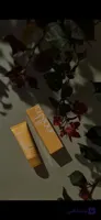 ضدآفتاب بی رنگ کلینیک