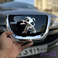 آرم جلو پنجره سه بعدی پژو ۲۰۷