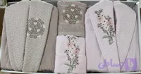 حوله 8 تکه عروس دامادی گلدوزی(بدون حوله استخری)مدل رزا