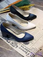 کفش زنانه پاشنه‌دار ساده