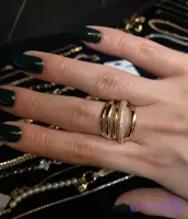 انگشتر ژوپینگ طرح طلا نگین‌دار