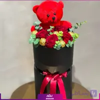 مینی دسته گل ولنتاین با خرس و شکلات و گل رز قرمز