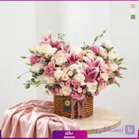 سبد گل طبیعی لیلیوم و رز